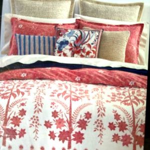 Lauren Ralph Lauren Isla Floral Luxury King Duvet 3 pc. Duvet Cover Set$385 New.